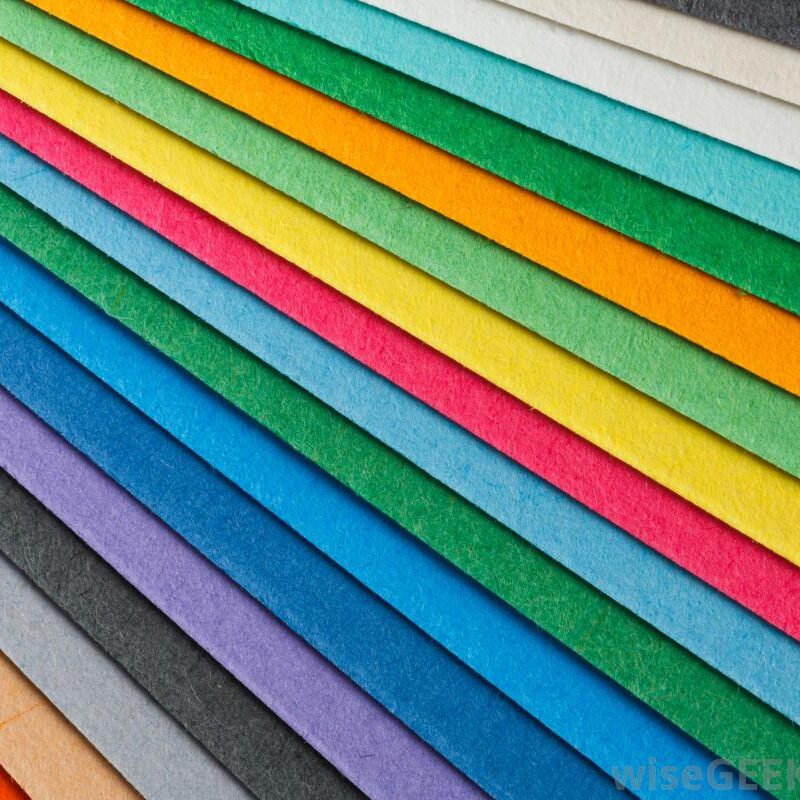 construction-paper-in-assorted-colors
